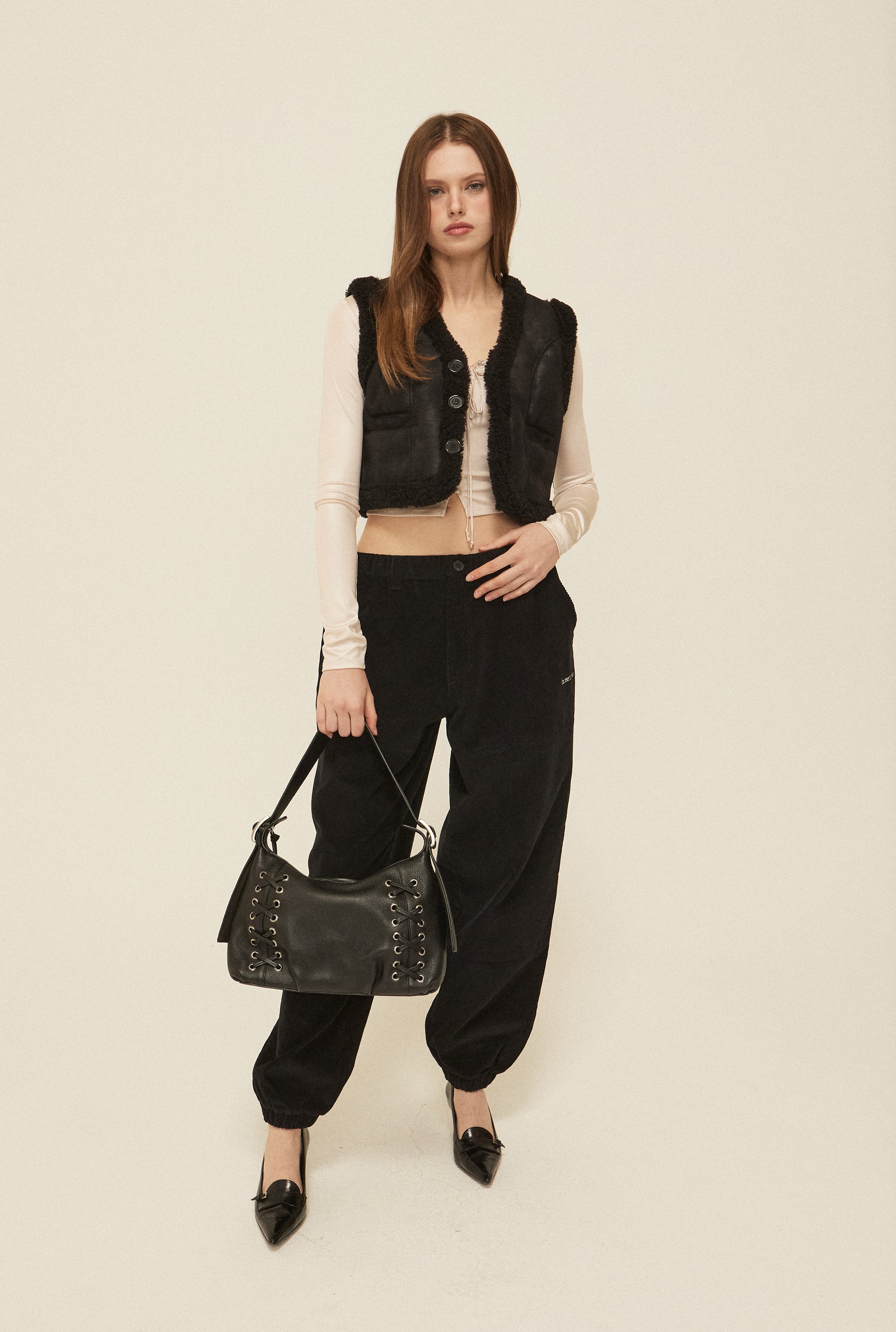 Curly fur vest - threetimes