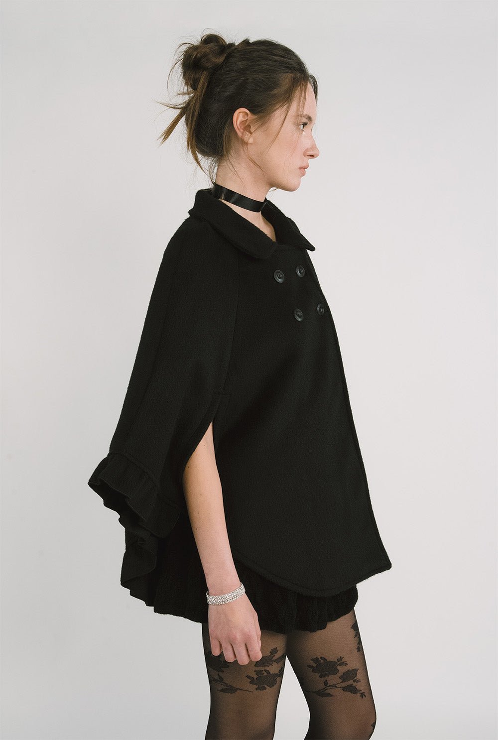 [releasing 12.09 12pm KST] Moon cape jacket - threetimes