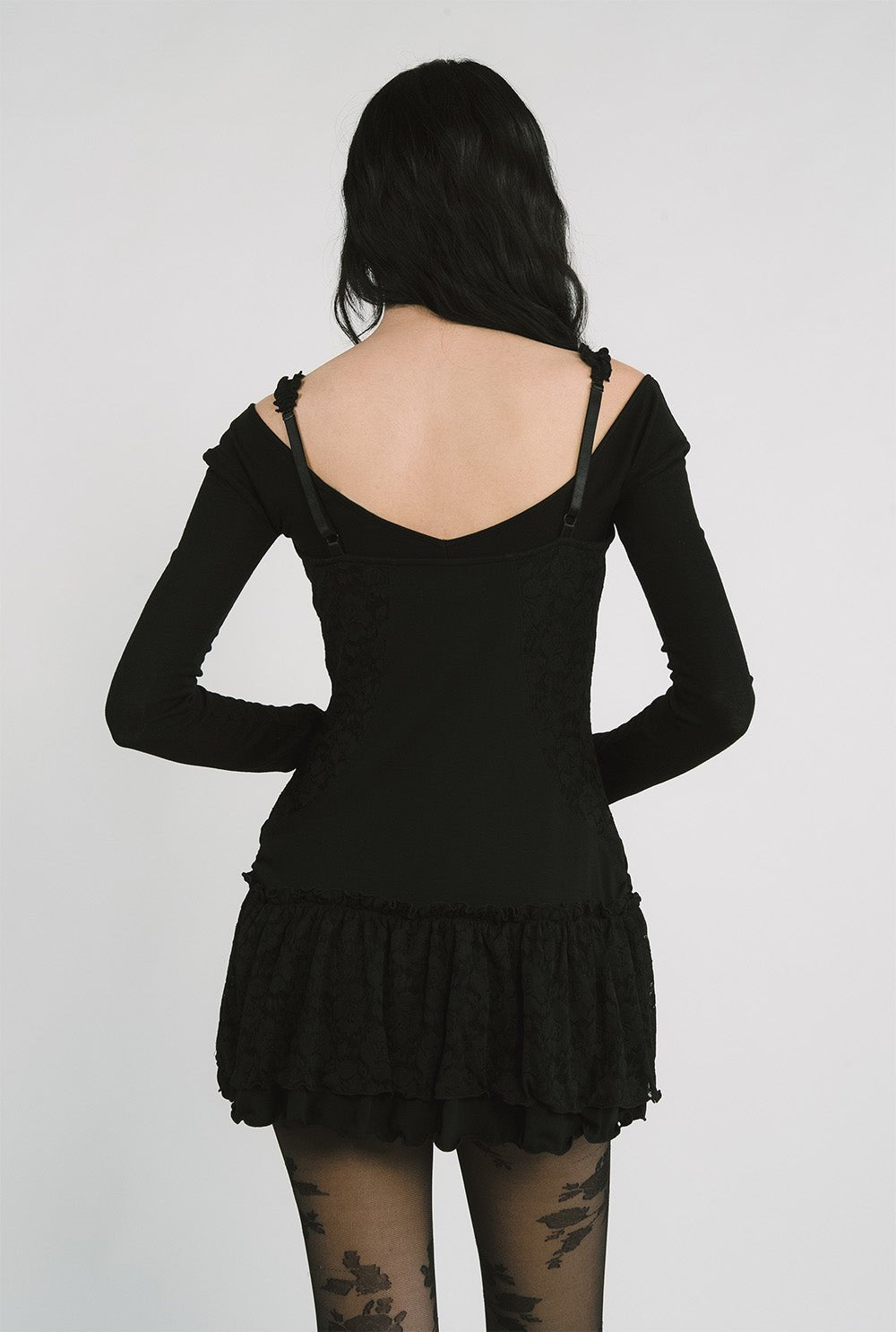 [releasing 12.09 12pm KST] Hush slim tee - threetimes