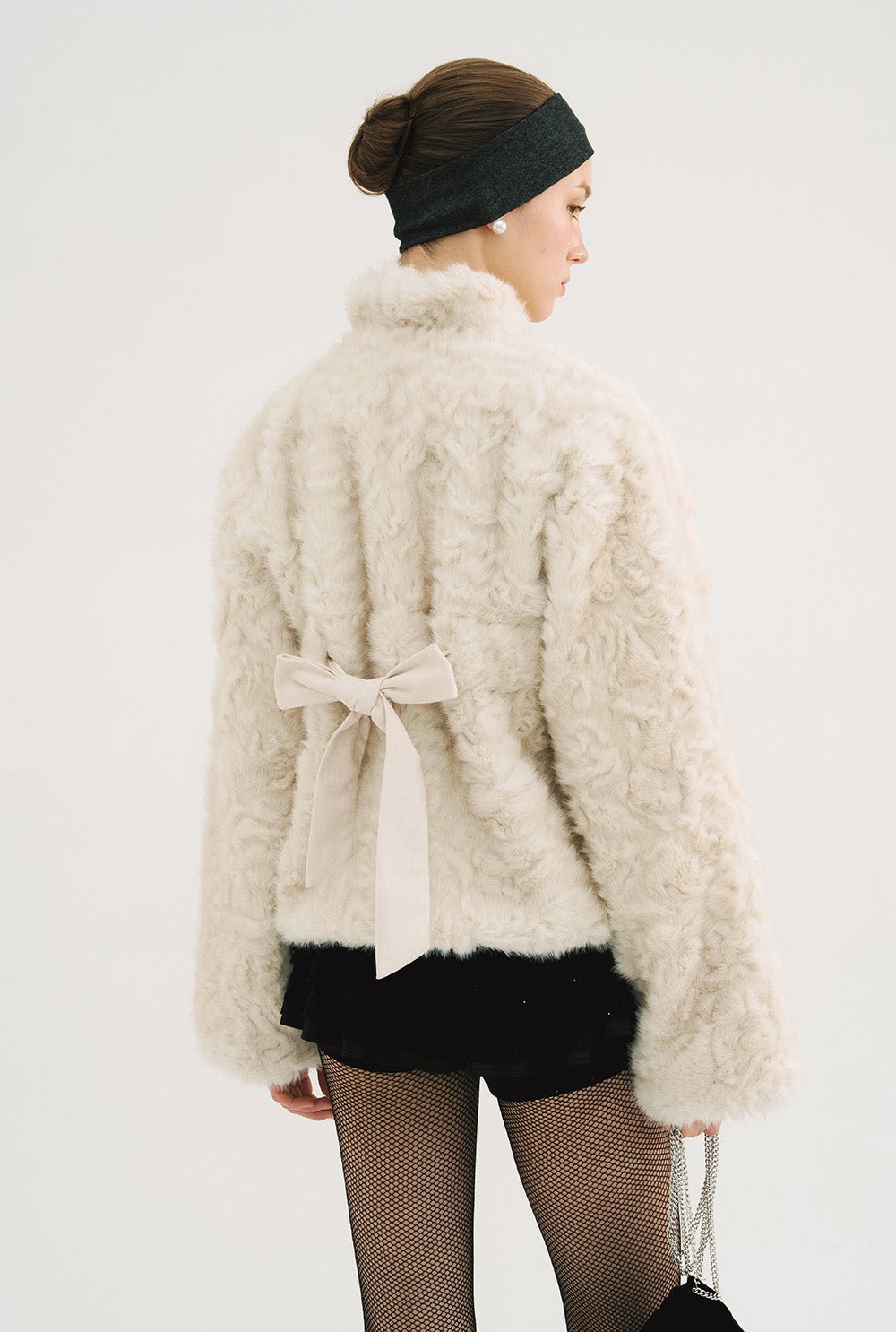 [releasing 10.30 12pm KST] Ribbon tie fur jacket - threetimes