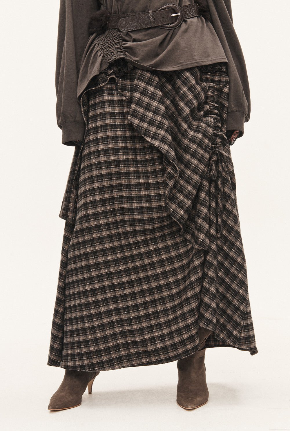 [releasing 09.18 12pm KST] Tartan soup skirt - threetimes