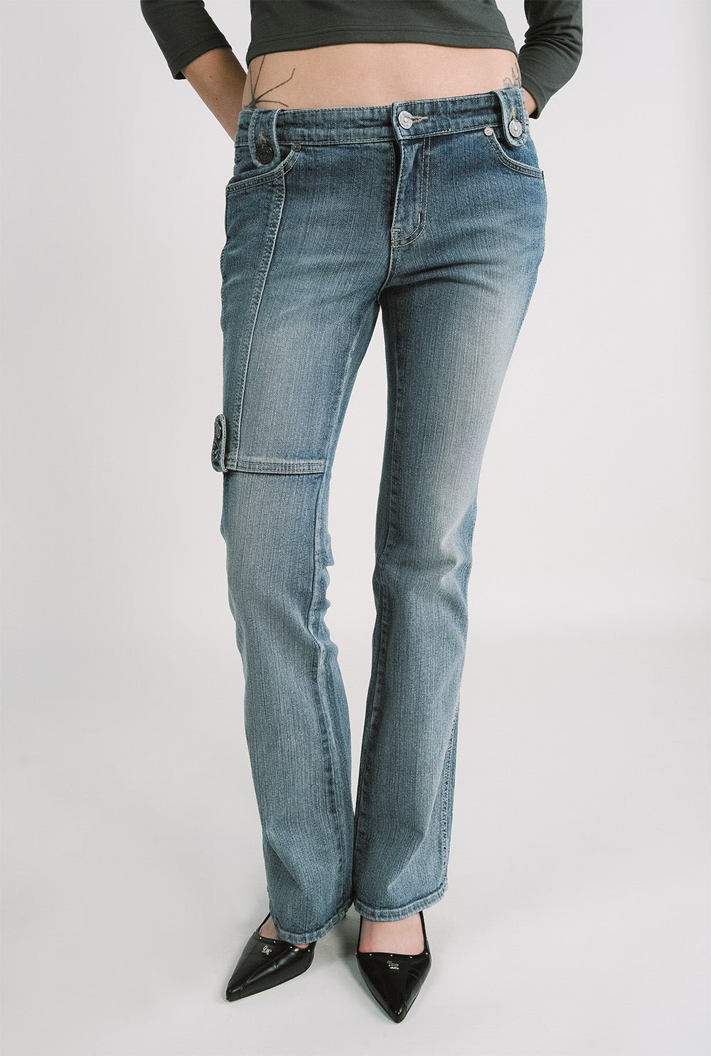 [releasing 12.09 12pm KST] Ava bootcut jeans - threetimes