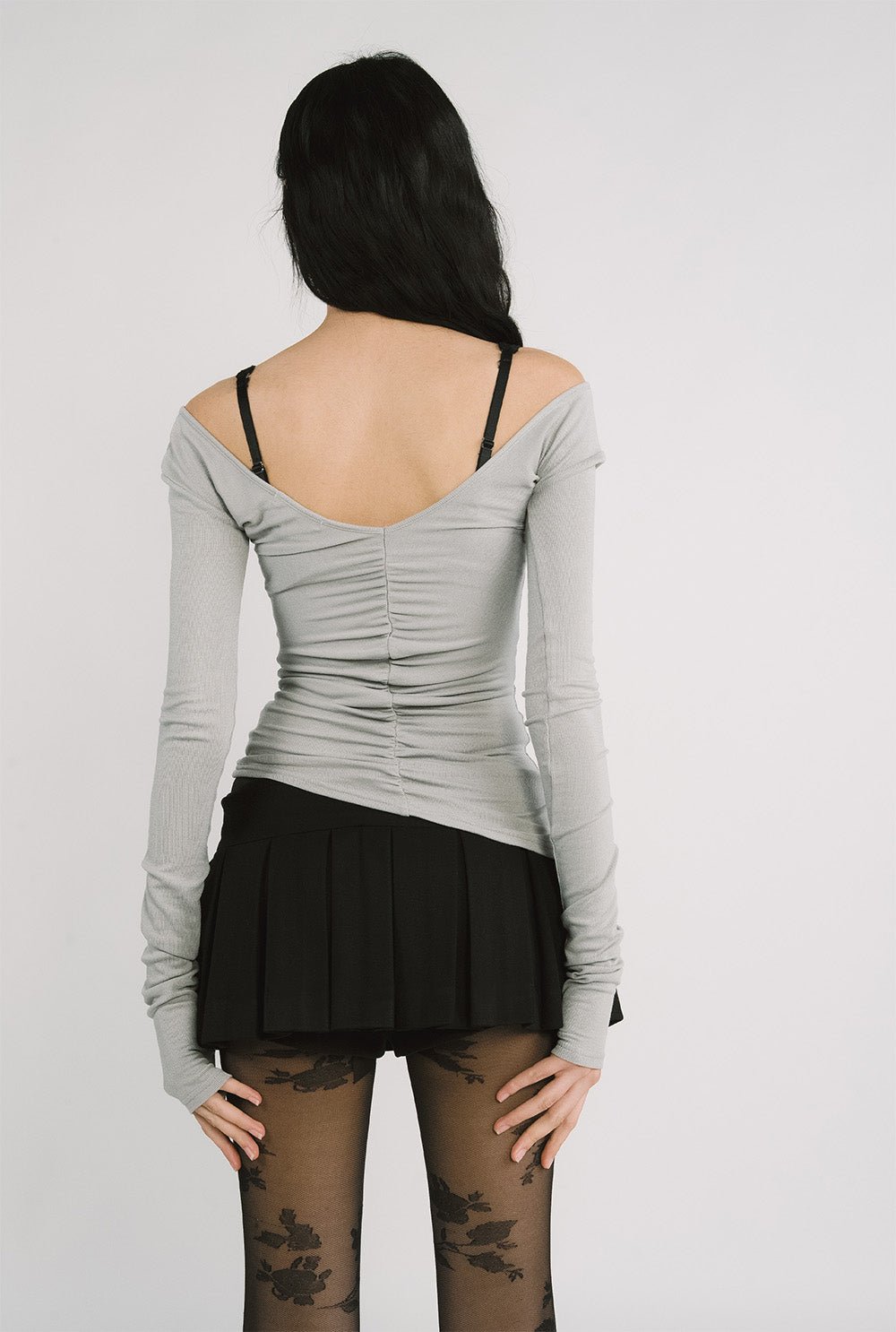 [releasing 12.09 12pm KST] Hush slim tee - threetimes