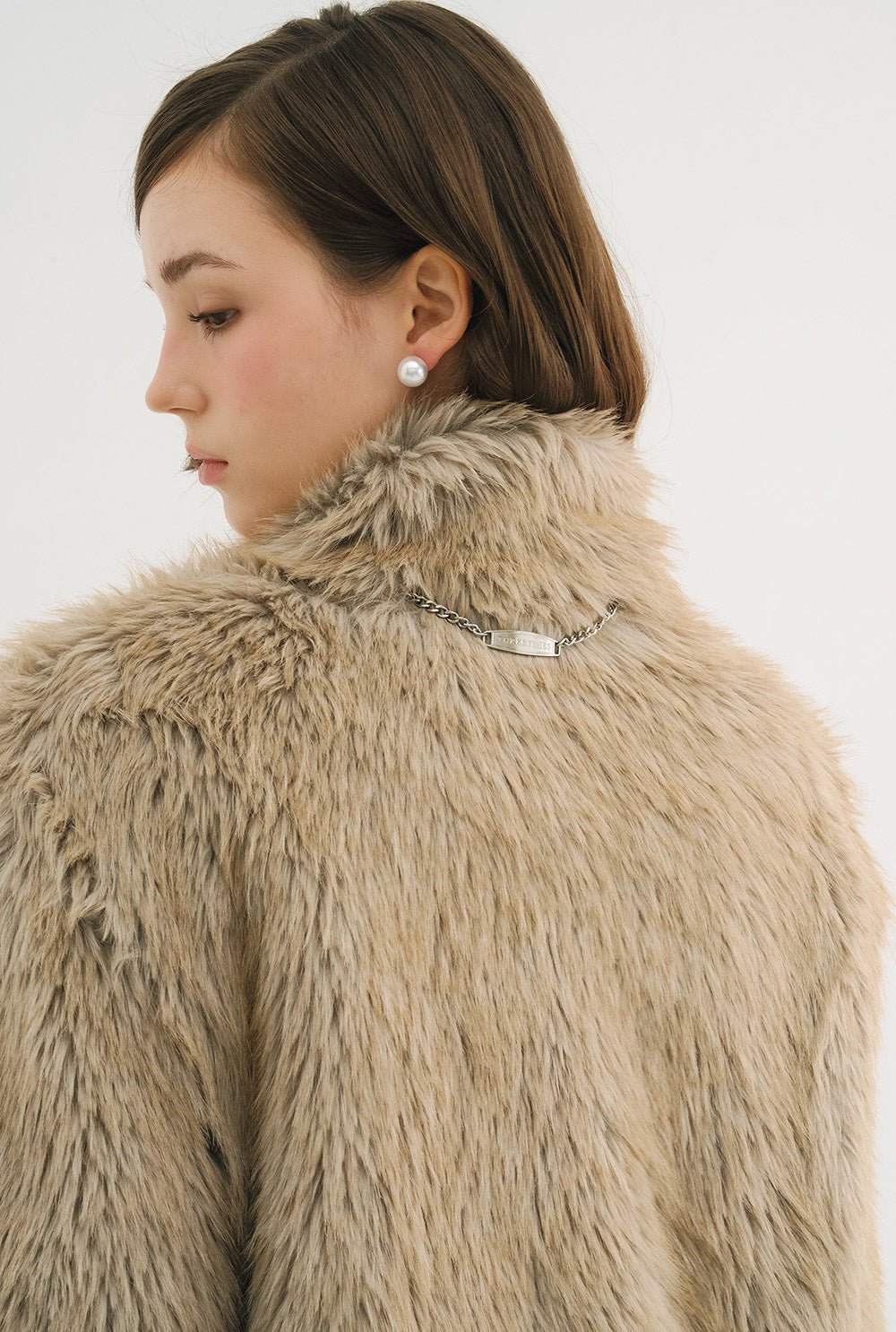 [releasing 10.30 12pm KST] Brownie zip - up fur jacket - threetimes