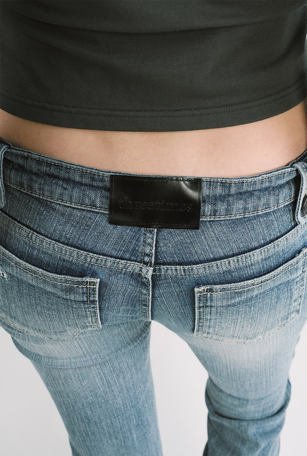 [releasing 12.09 12pm KST] Ava bootcut jeans - threetimes