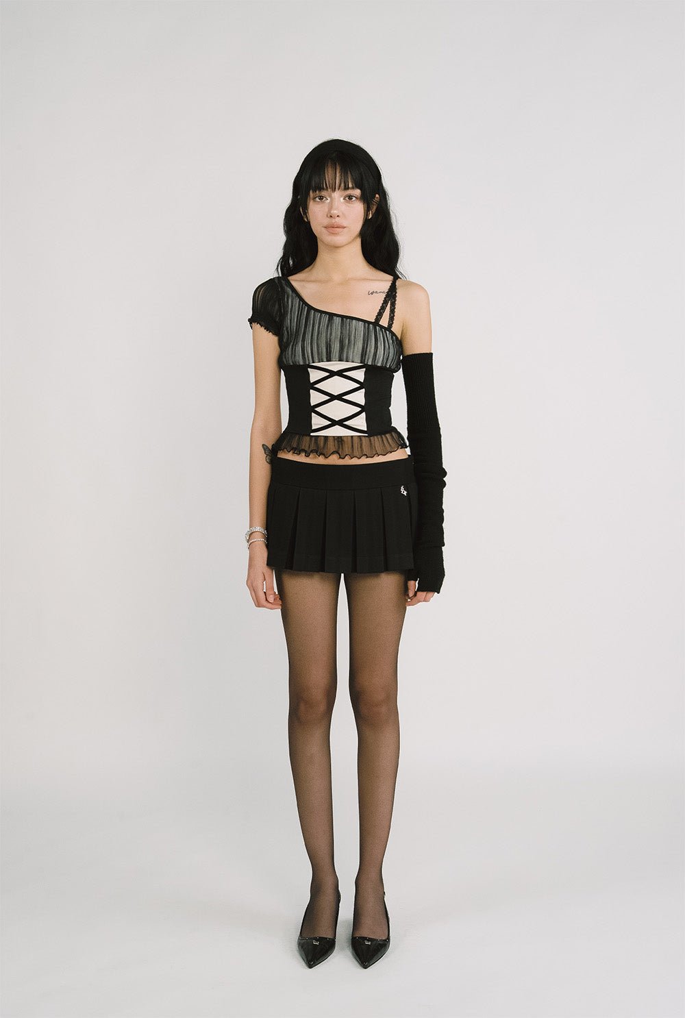 [releasing 12.09 12pm KST] Loew pleats skirt - threetimes