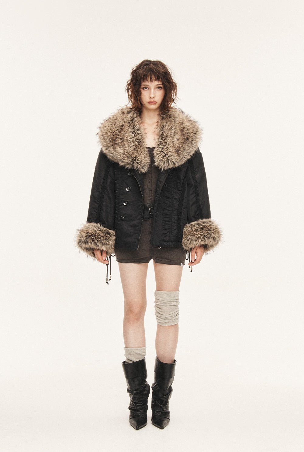 [releasing 09.30 12pm KST] Hug fur jacket - threetimes