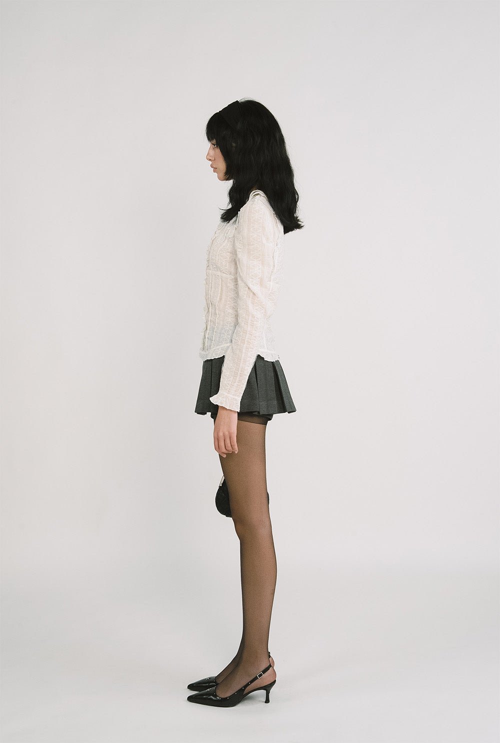 [releasing 12.09 12pm KST] Snow ruffle top - threetimes