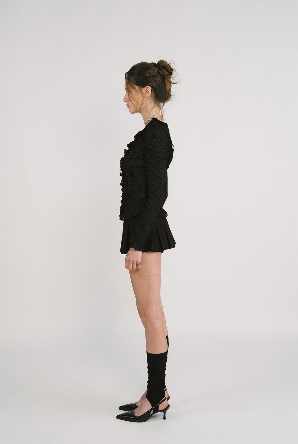 [releasing 12.09 12pm KST] Snow ruffle top - threetimes