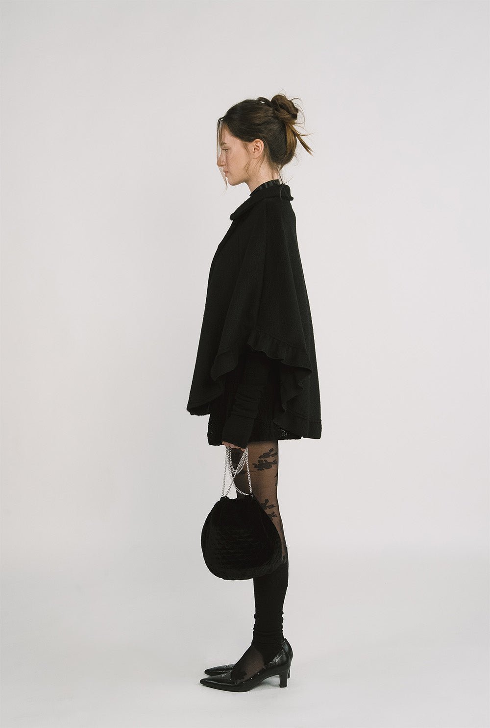 [releasing 12.09 12pm KST] Moon cape jacket - threetimes