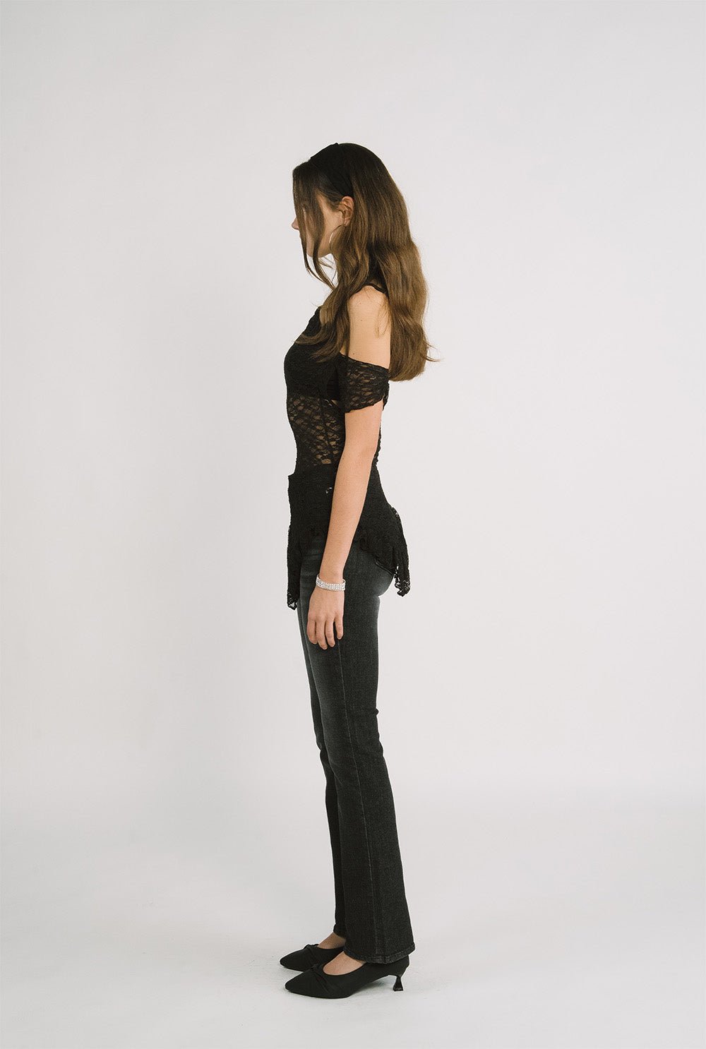 [releasing 12.09 12pm KST] Lace drape top - threetimes