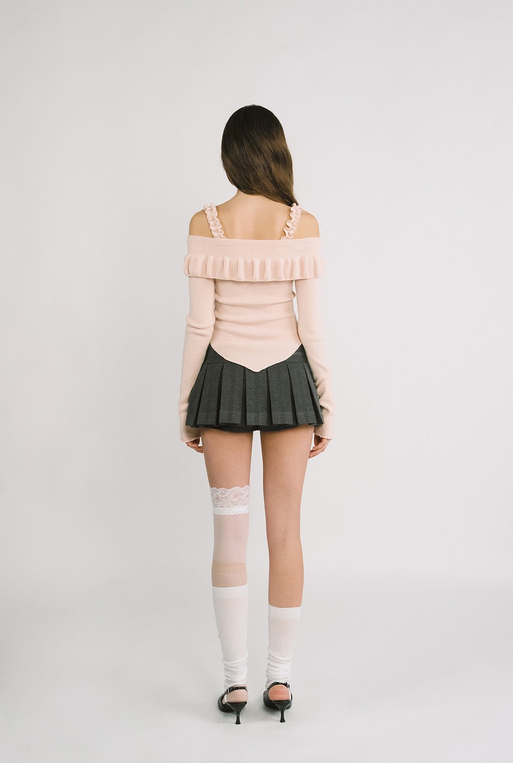 [releasing 12.09 12pm KST] Loew pleats skirt - threetimes