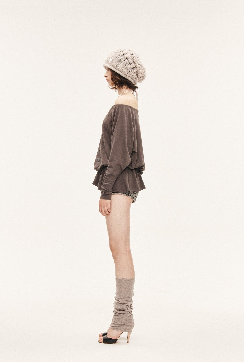 [releasing 09.18 12pm KST] Sweet bambi top - threetimes