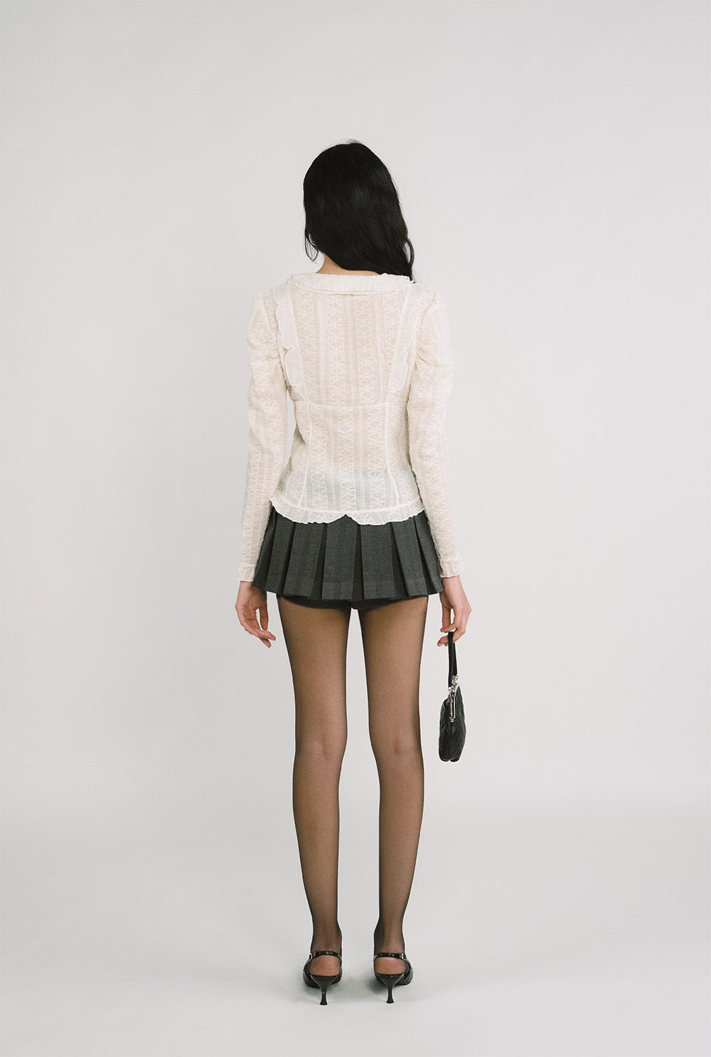 [releasing 12.09 12pm KST] Snow ruffle top - threetimes