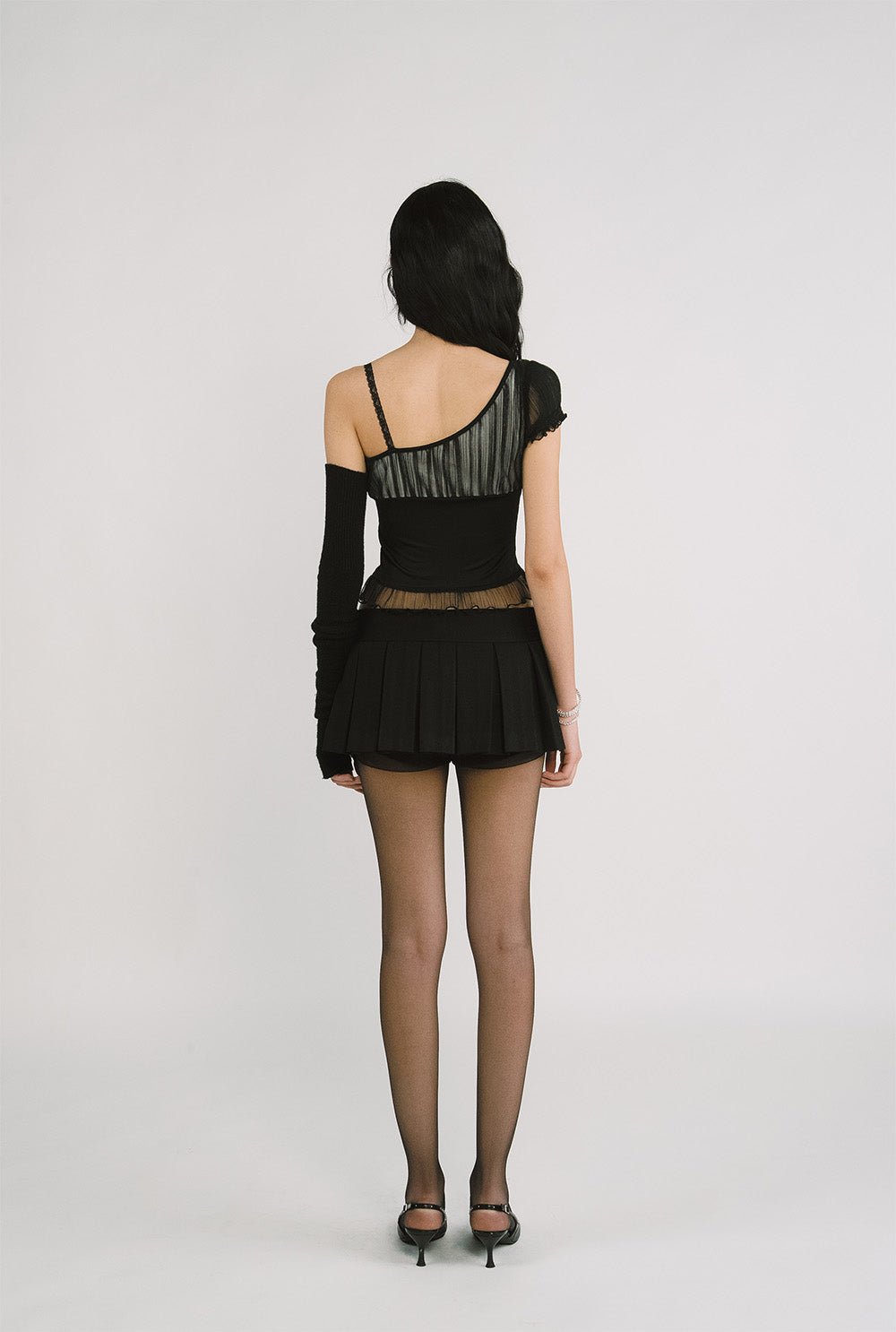 [releasing 12.09 12pm KST] Loew pleats skirt - threetimes