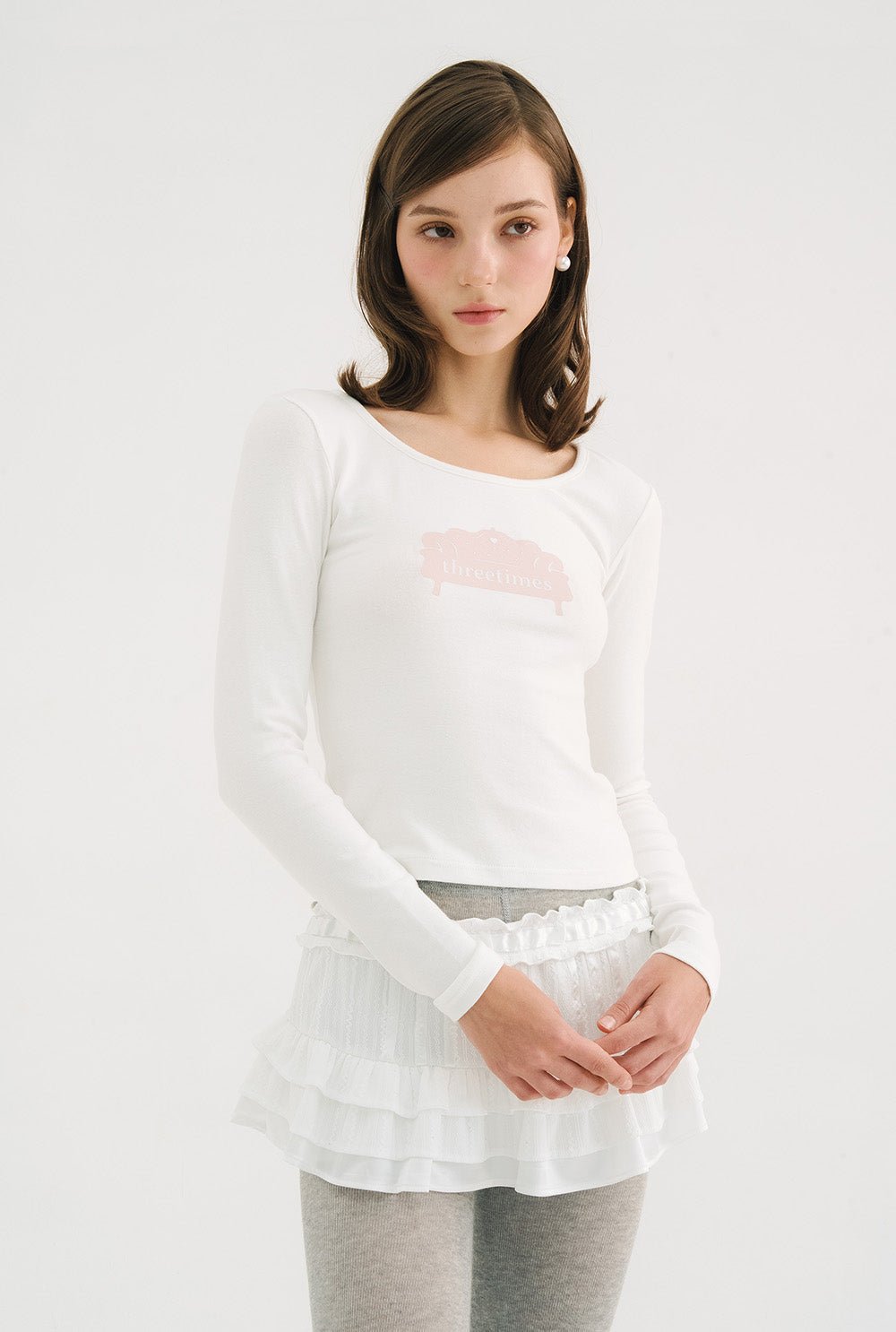 [releasing 10.30 12pm KST] Pink sofa tee - threetimes