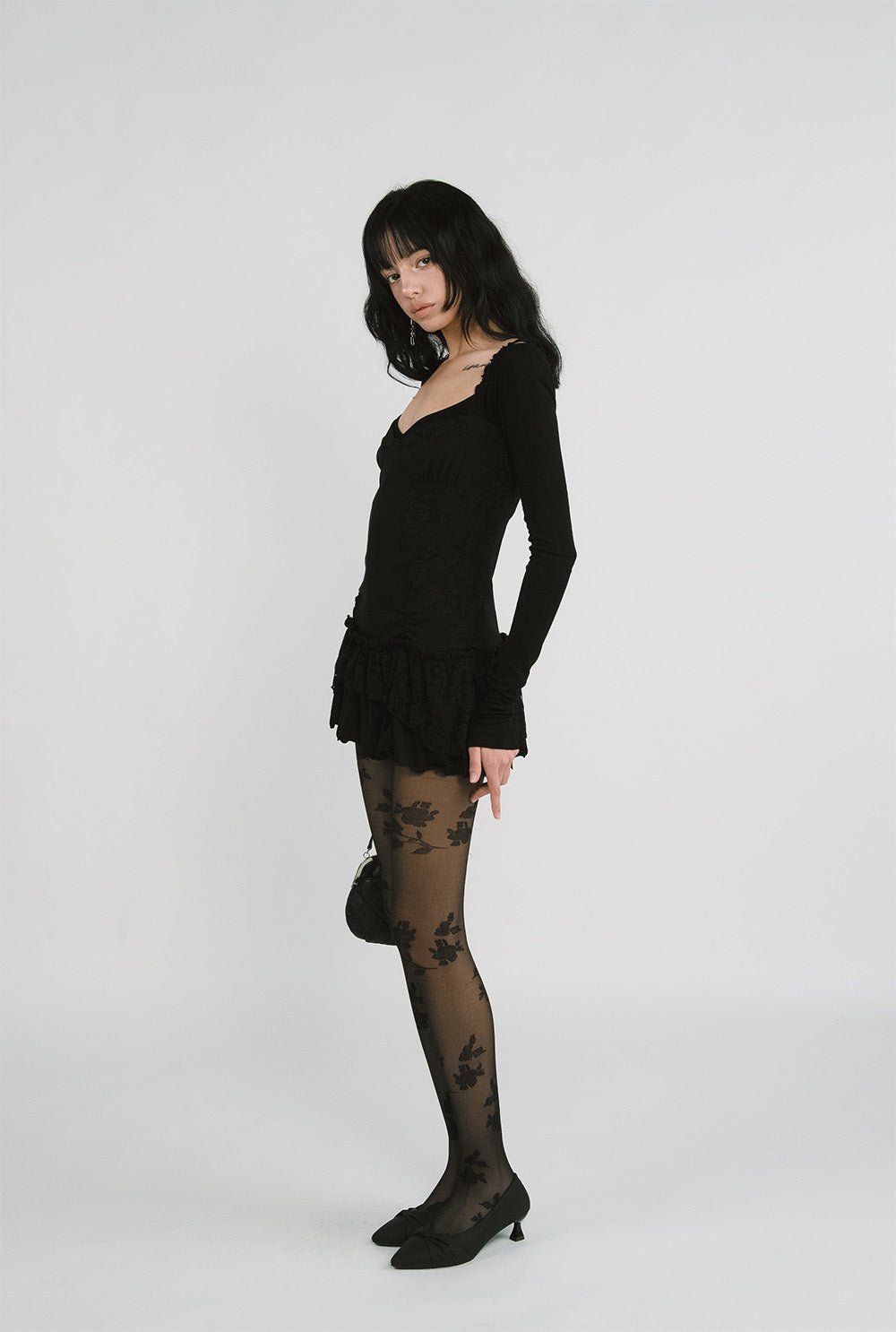 [releasing 12.09 12pm KST] Hush slim tee - threetimes