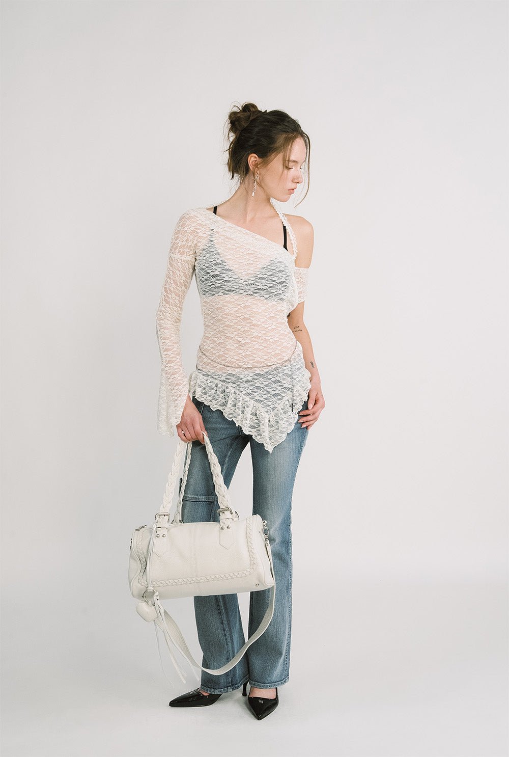 [releasing 12.09 12pm KST] Lace drape top - threetimes