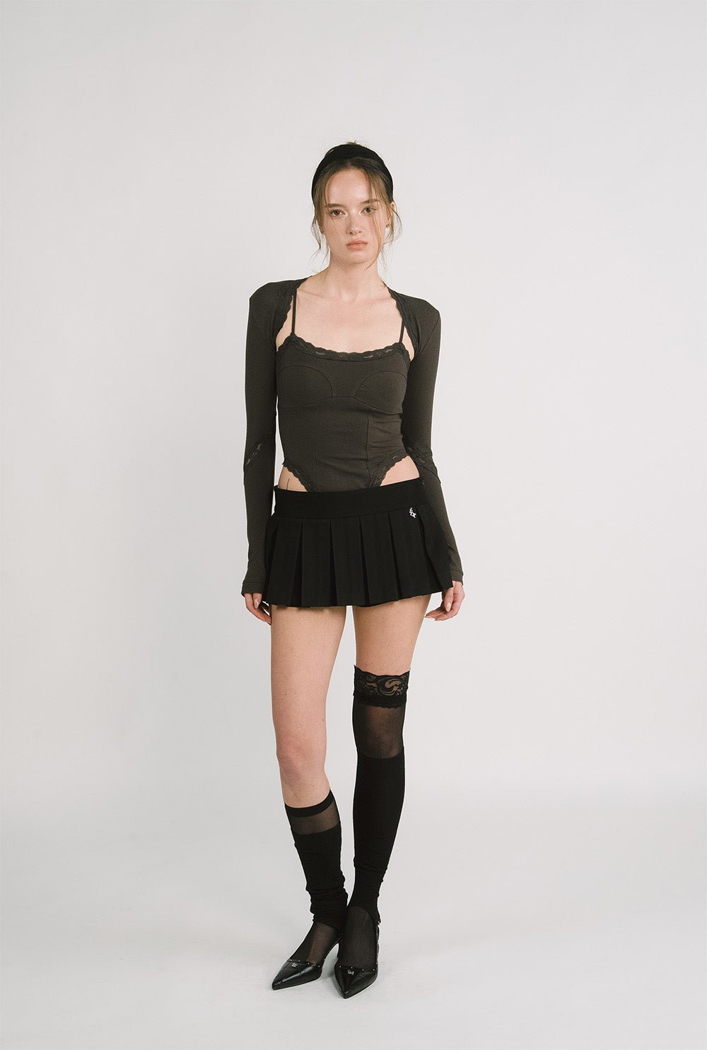 [releasing 12.09 12pm KST] Evelyn lace top - threetimes