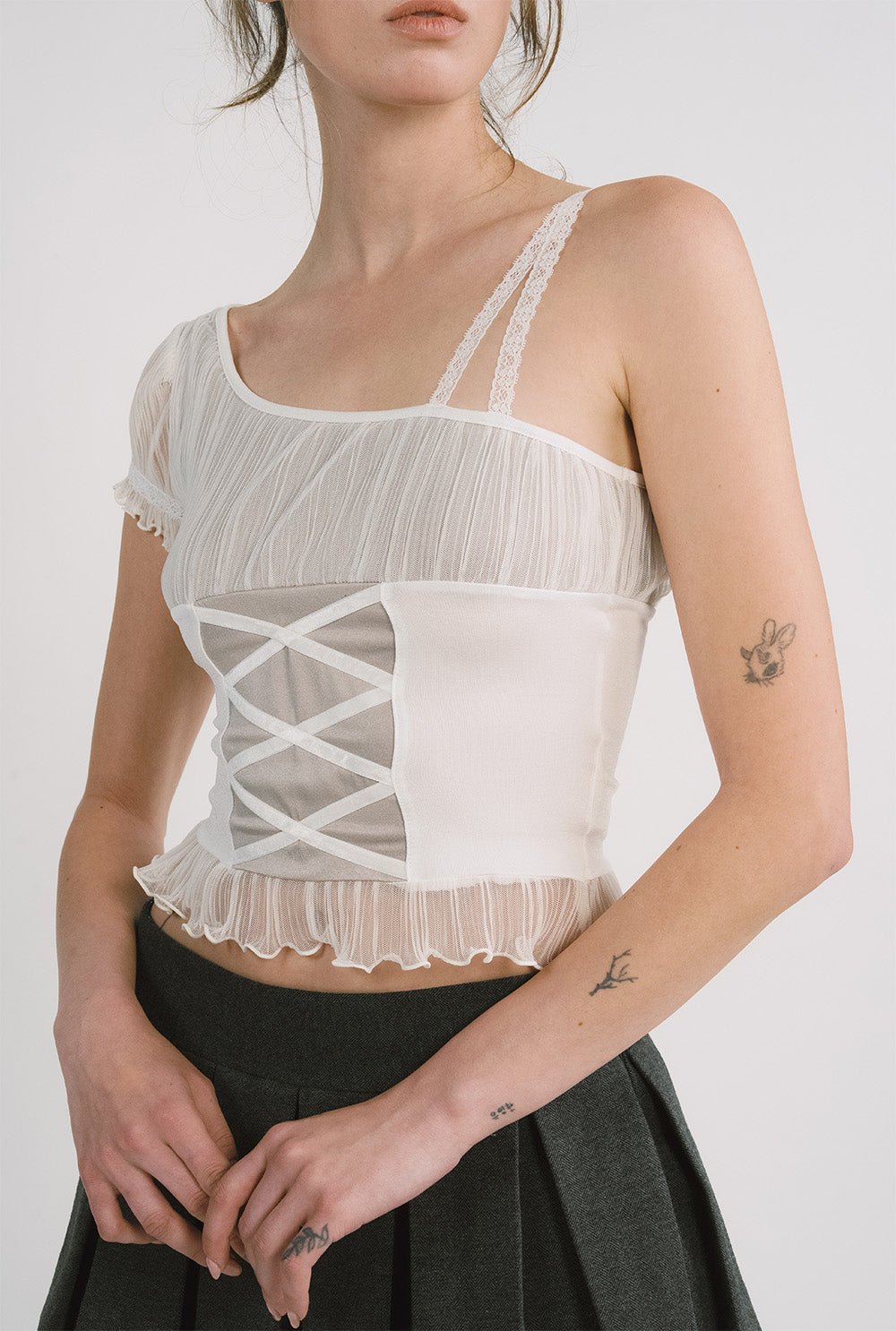 [releasing 12.09 12pm KST] Dove top - threetimes