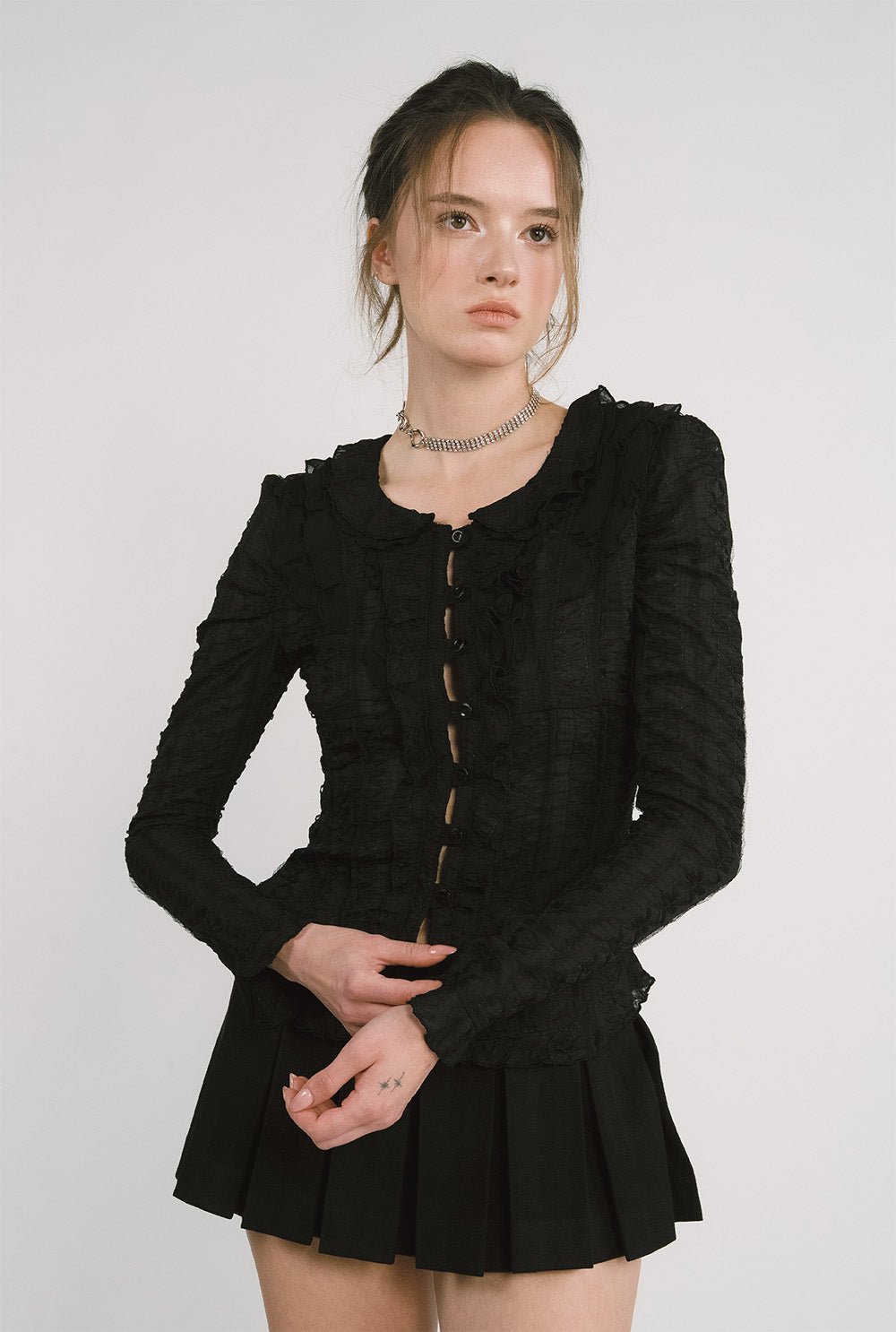 [releasing 12.09 12pm KST] Snow ruffle top - threetimes