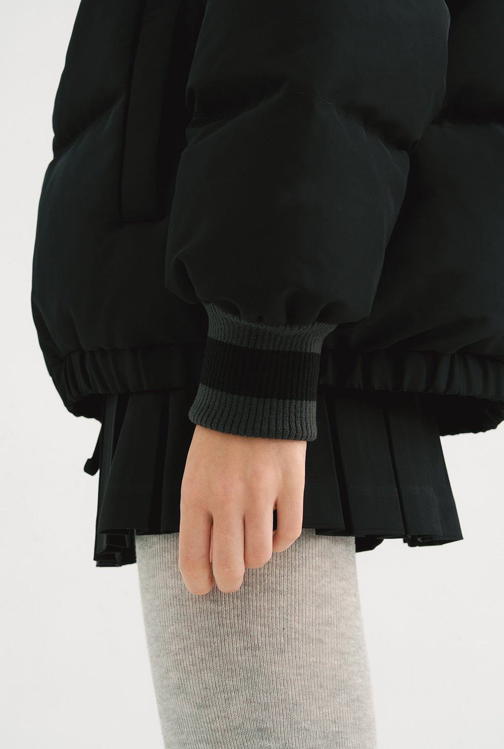 [releasing 10.30 12pm KST] Bagel down jacket - threetimes