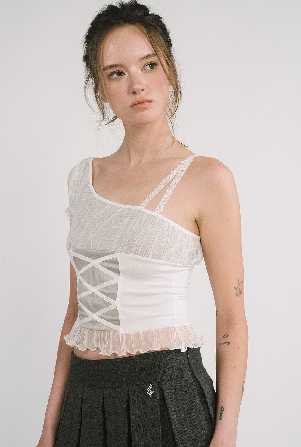 [releasing 12.09 12pm KST] Dove top - threetimes