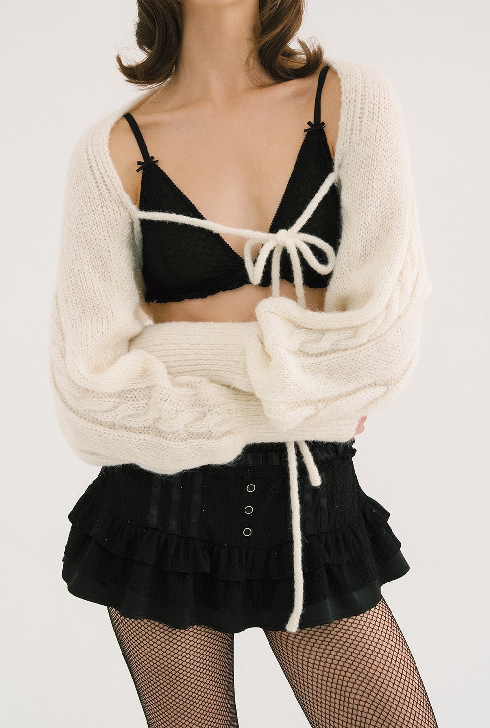 [releasing 10.30 12pm KST] Creamy knit bolero - threetimes