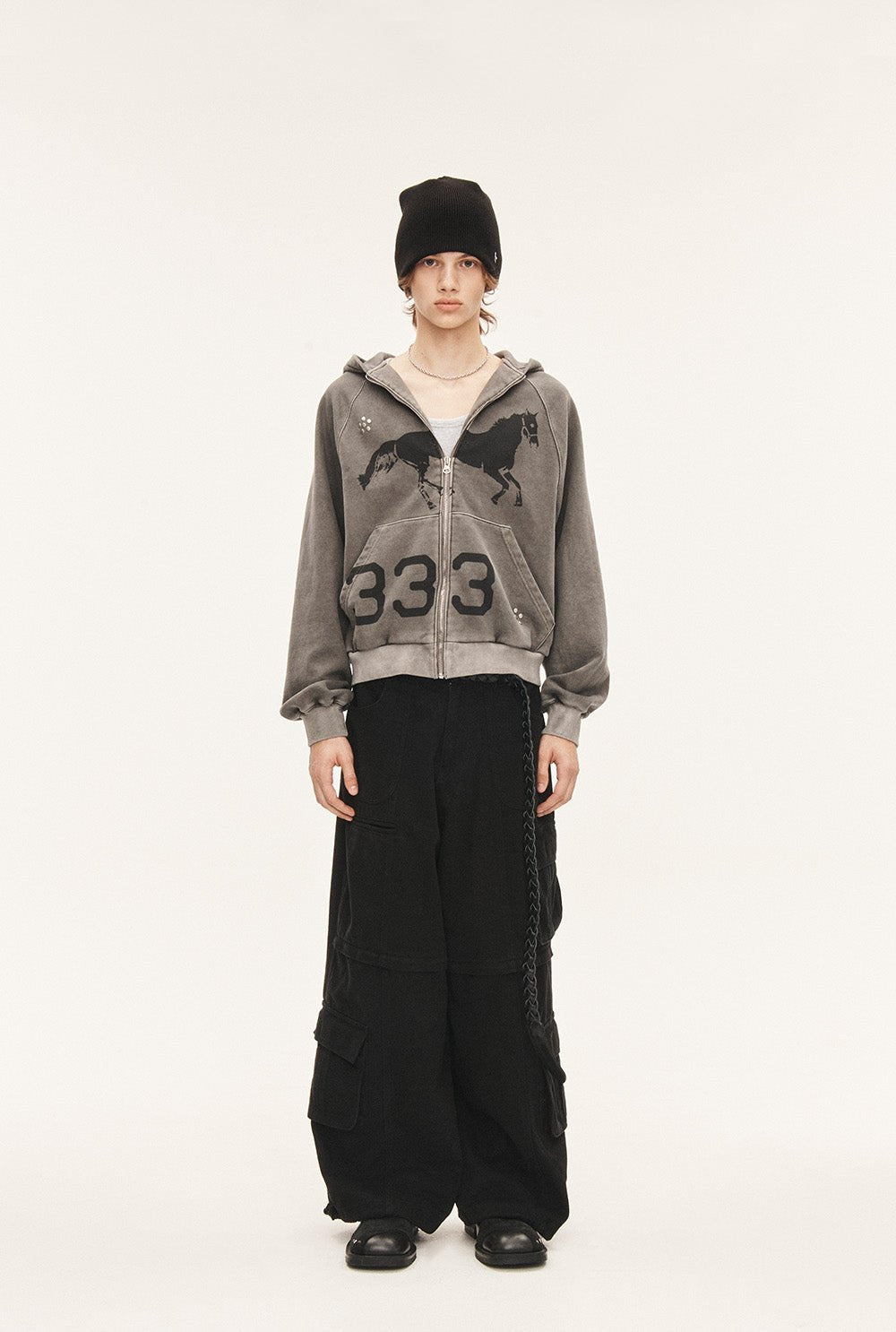 [releasing 09.18 12pm KST] Midnight stud hoodie - threetimes