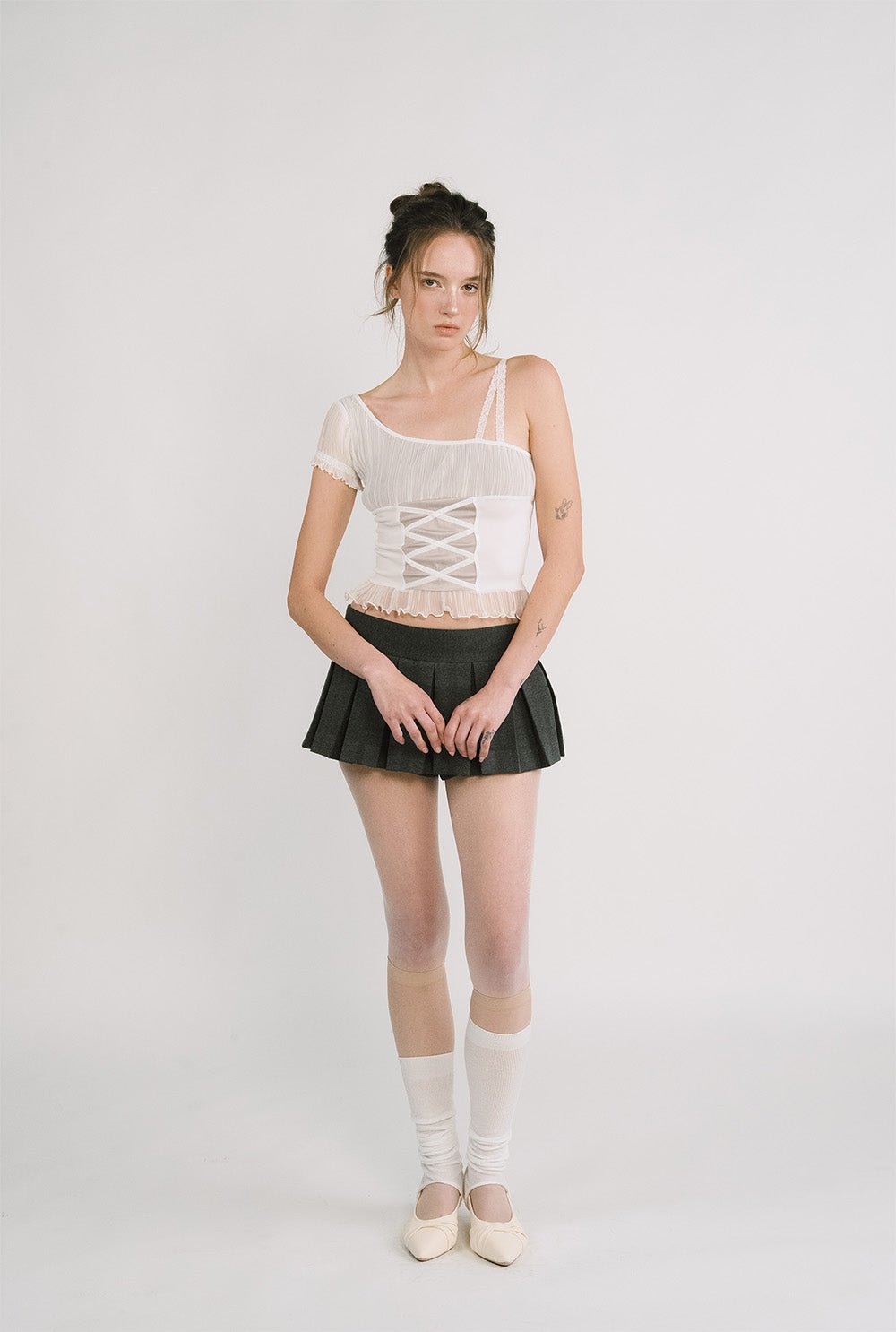 [releasing 12.09 12pm KST] Dove top - threetimes