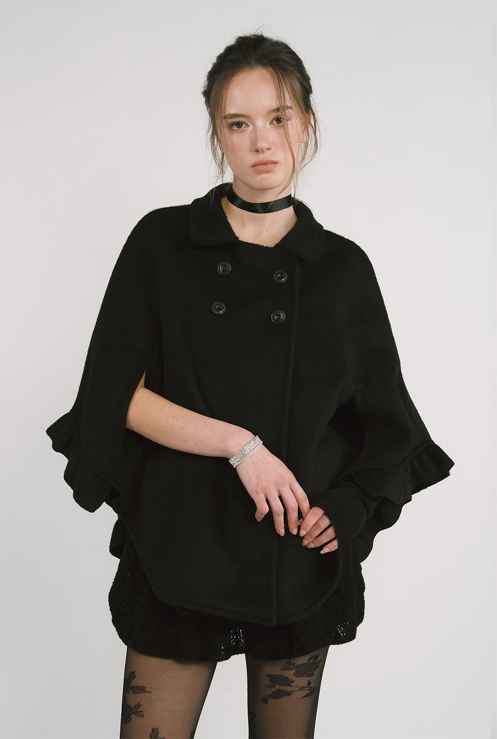 [releasing 12.09 12pm KST] Moon cape jacket - threetimes