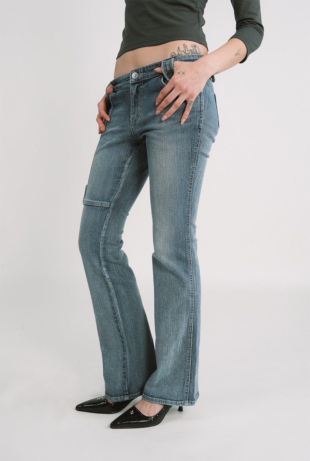 [releasing 12.09 12pm KST] Ava bootcut jeans - threetimes