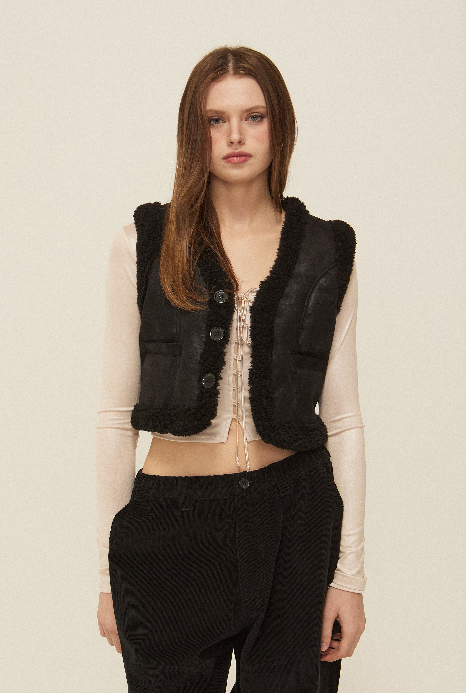 Curly fur vest - threetimes