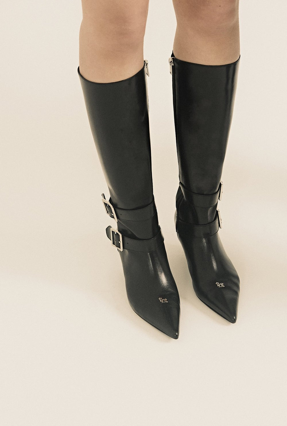 Classic buckle boots - threetimes