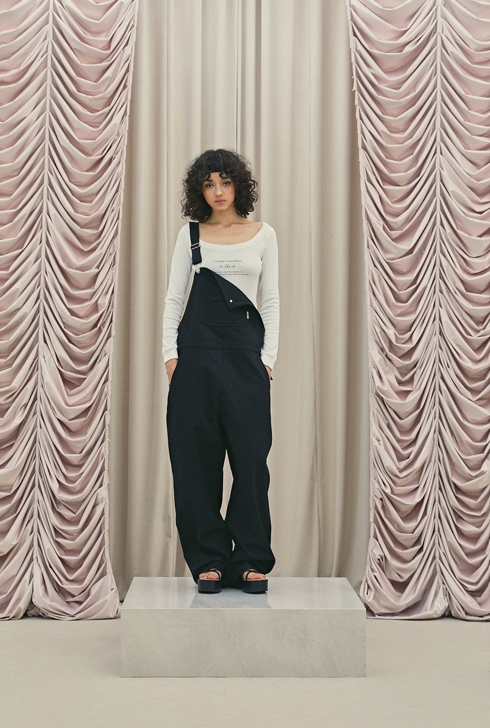 Frill baggy overalls - threetimes