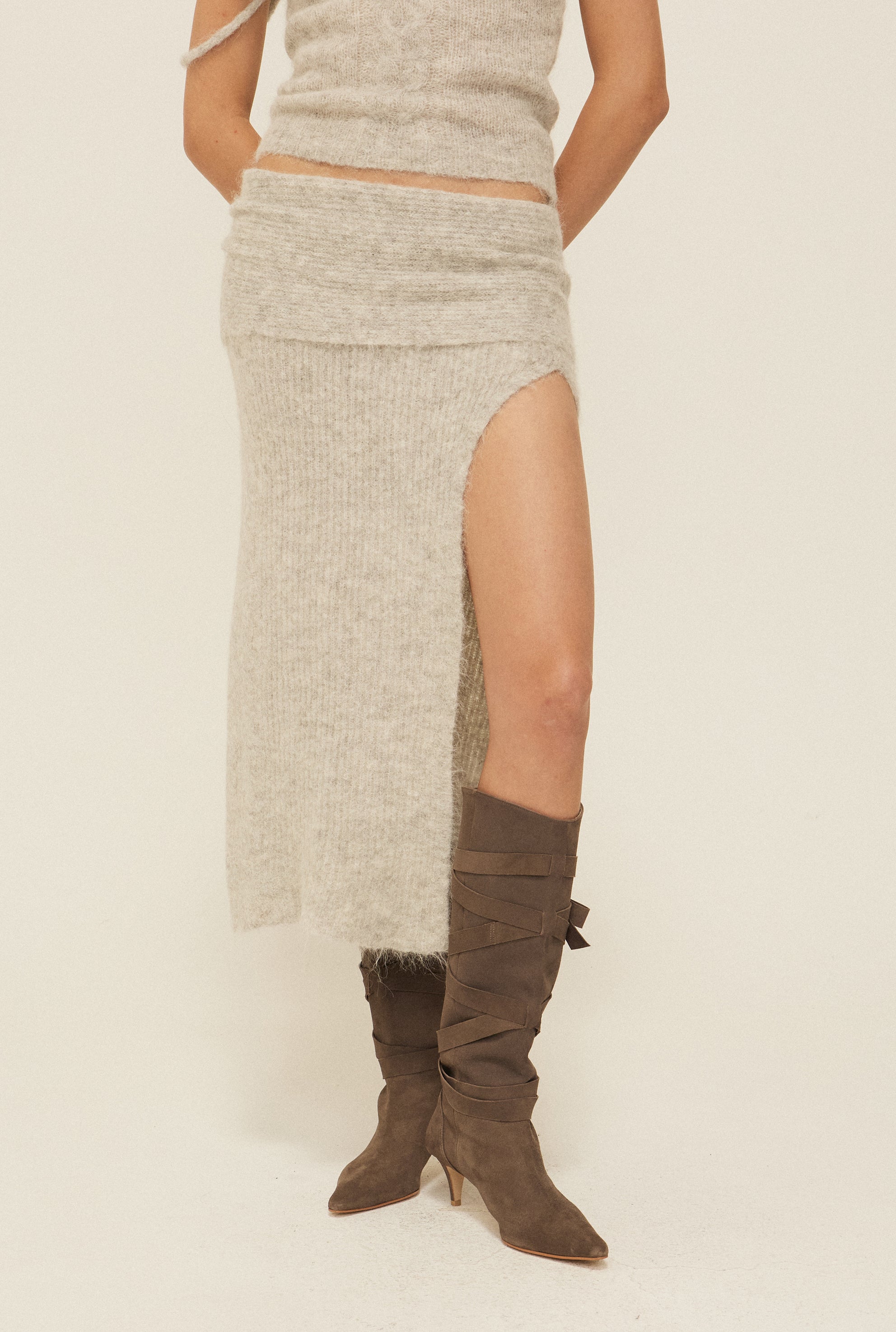 Mocha slit skirt - threetimes