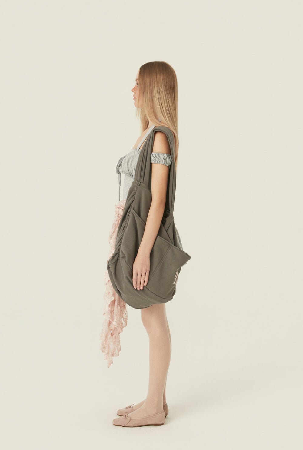 [releasing 06.11 12pm KST] Ann halter dress - threetimes