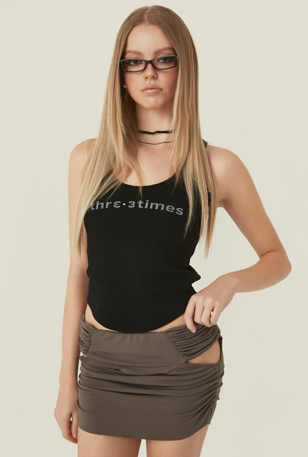 [releasing 06.11 12pm KST] Heart stud tank top - threetimes