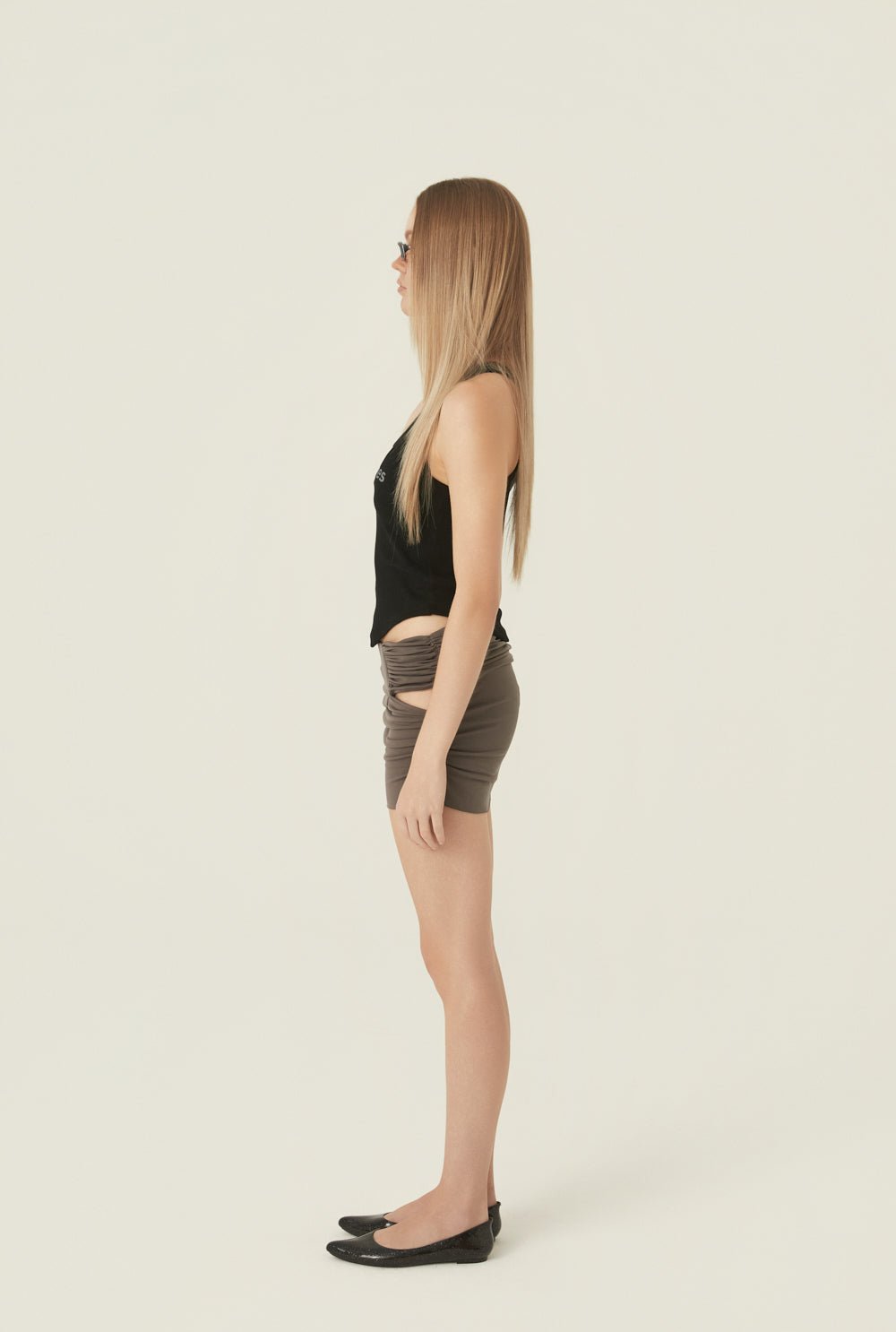 [releasing 06.11 12pm KST] Heart stud tank top - threetimes
