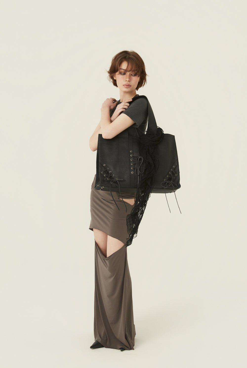 [releasing 06.11 12pm KST] Rough drape skirt - threetimes