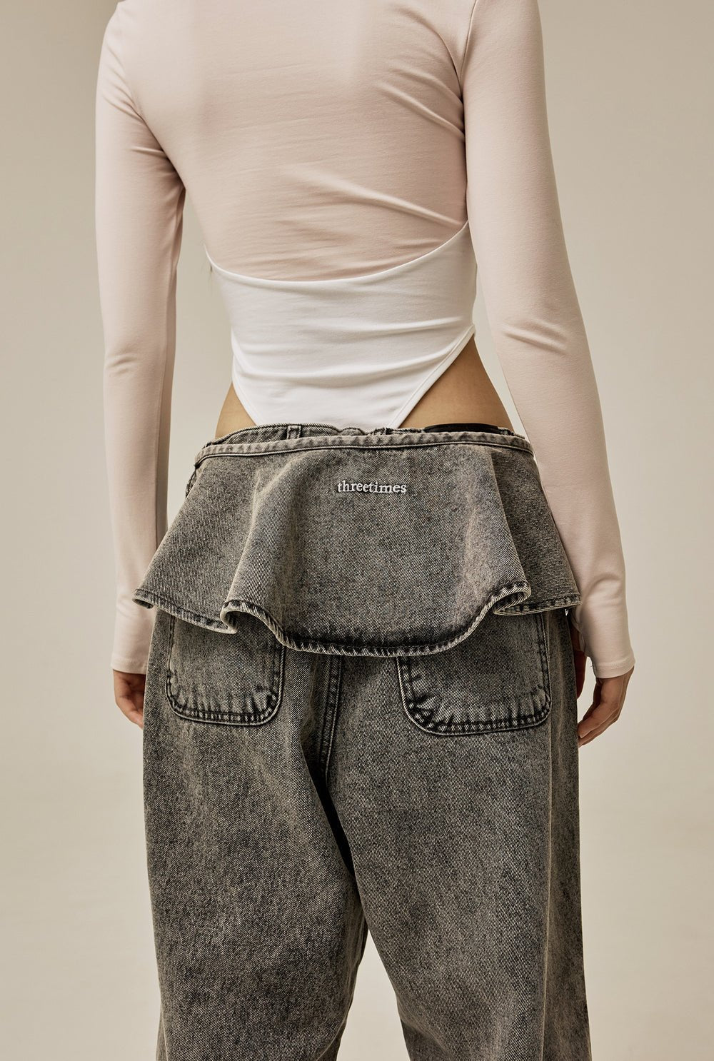 Ruffle baggy jeans - threetimes