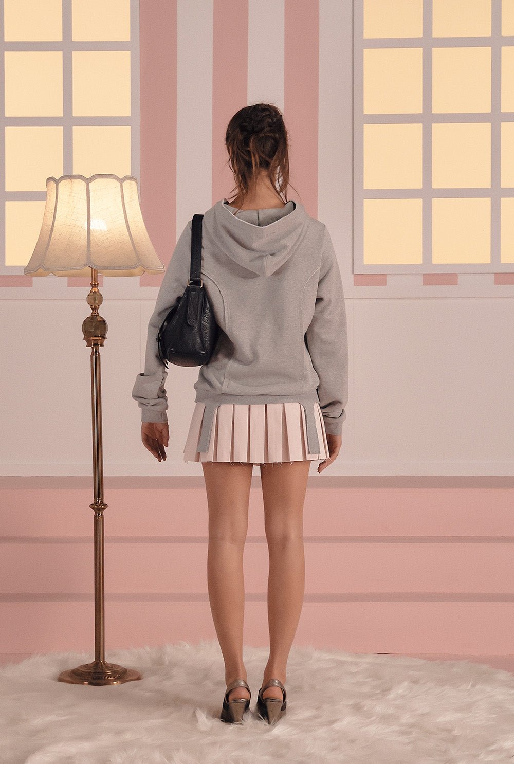 [releasing 02.24 12pm KST] Gwen zip - up hoodie - threetimes