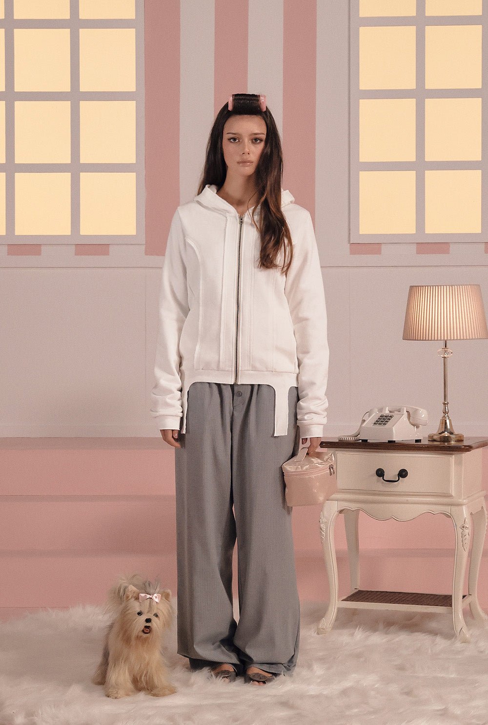 [releasing 02.24 12pm KST] Gwen zip - up hoodie - threetimes