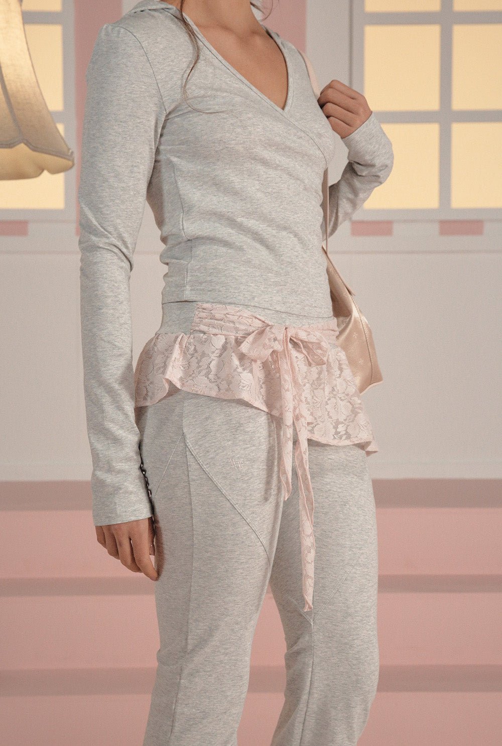 [releasing 02.24 12pm KST] Blossom wrap hoodie - threetimes