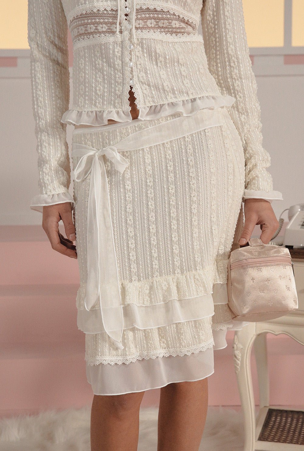 [releasing 03.05 12pm KST] Vanilla lace cardigan - threetimes