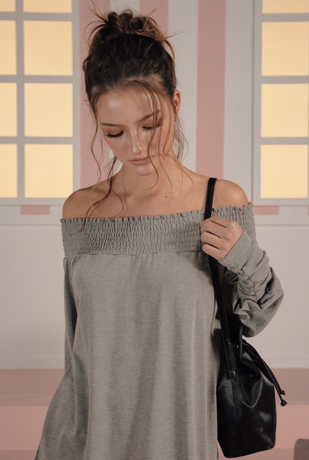 [releasing 03.05 12pm KST] Bell shirring top - threetimes